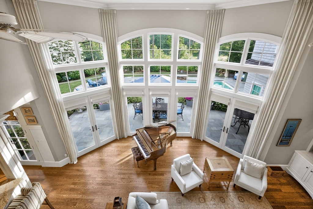 9 High Rdg Dr Mattapoisett, MA 02739