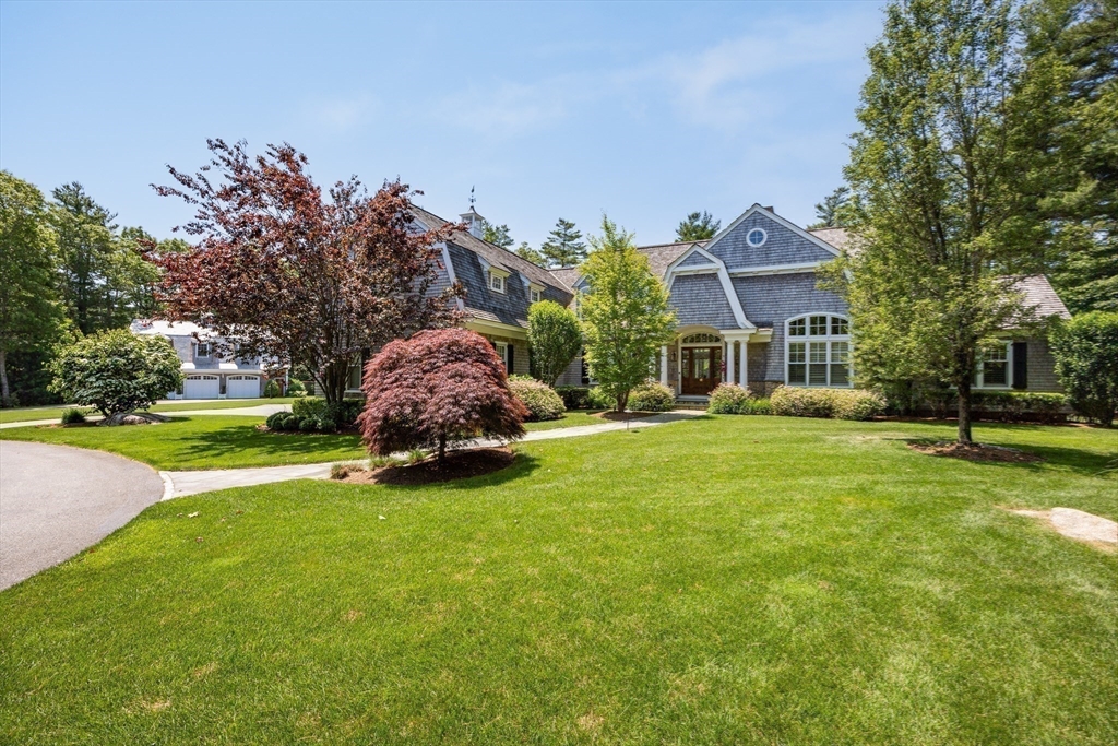 9 High Rdg Dr Mattapoisett, MA 02739