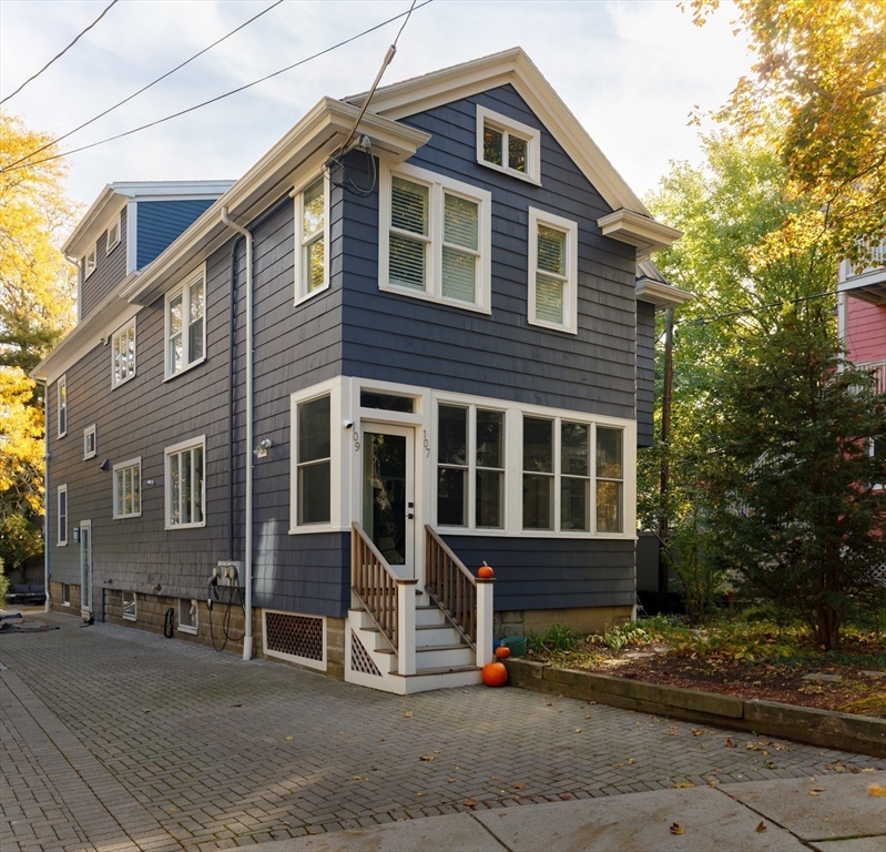 107 Grozier Rd #1 Cambridge, MA 02138