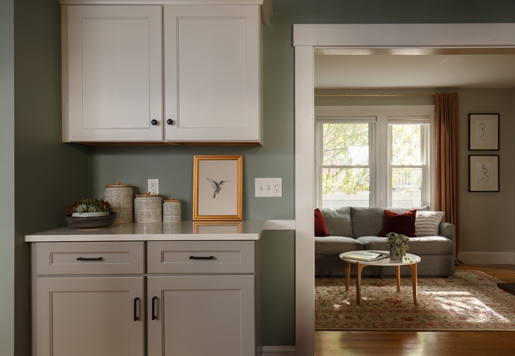 107 Grozier Rd #1 Cambridge, MA 02138