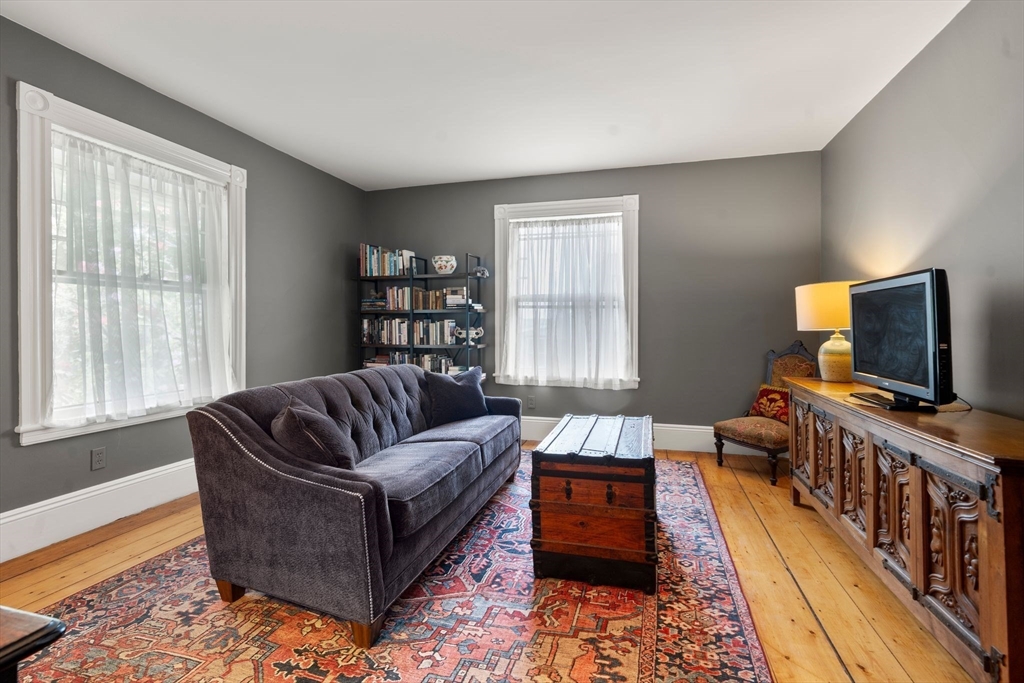 22 Eustis Ave Wakefield, MA 01880
