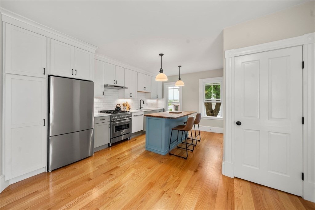 22 Eustis Ave Wakefield, MA 01880