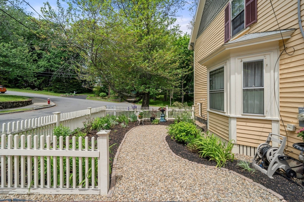 22 Eustis Ave Wakefield, MA 01880