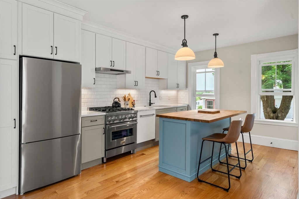 22 Eustis Ave Wakefield, MA 01880