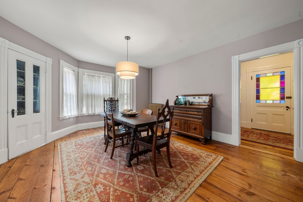 22 Eustis Ave Wakefield, MA 01880