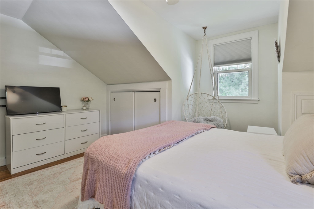 48 Bay State Rd Wakefield, MA 01880 48 Bay State Rd Wakefield, MA 01880