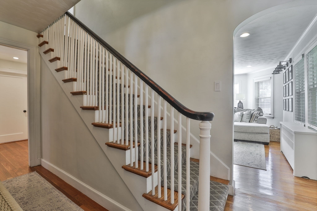 48 Bay State Rd Wakefield, MA 01880 48 Bay State Rd Wakefield, MA 01880