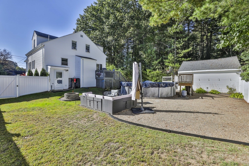 48 Bay State Rd Wakefield, MA 01880 48 Bay State Rd Wakefield, MA 01880
