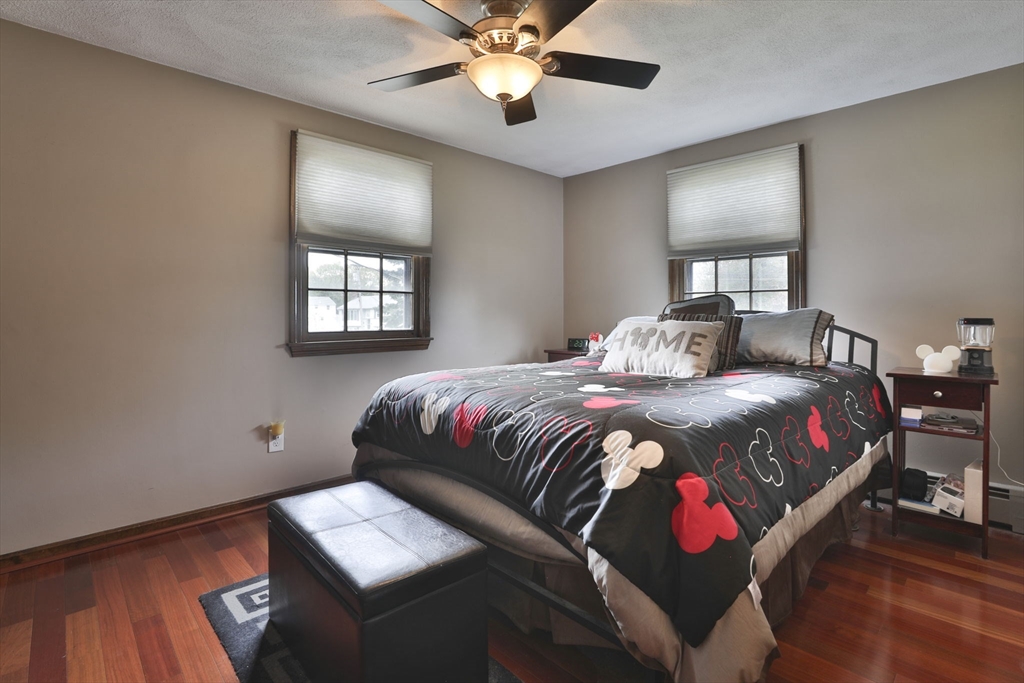54 Walton St Wakefield, MA 01880