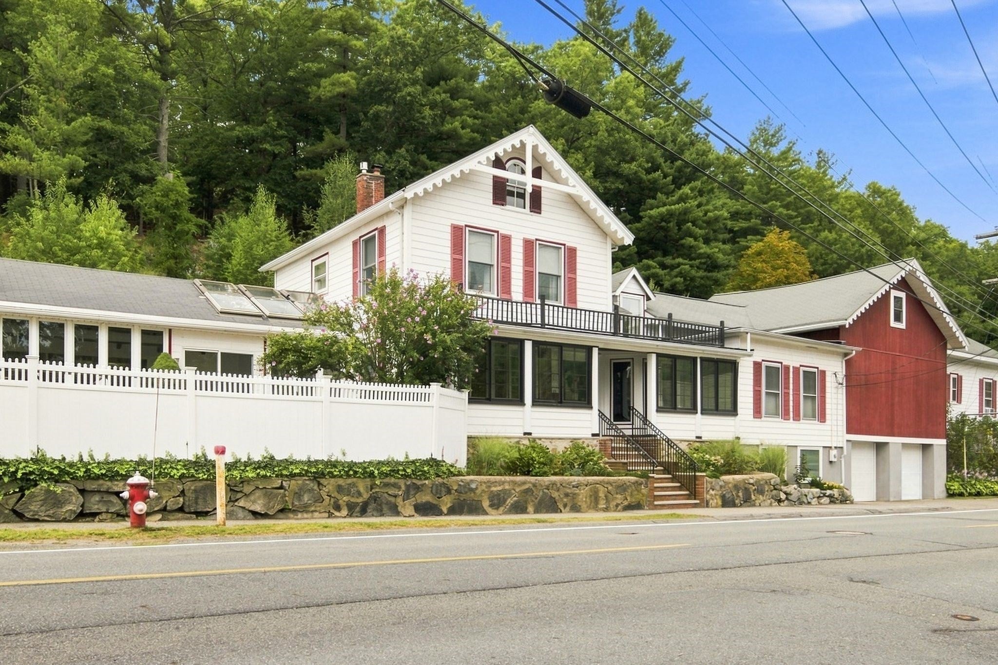 78 Oak St Wakefield, MA 01880