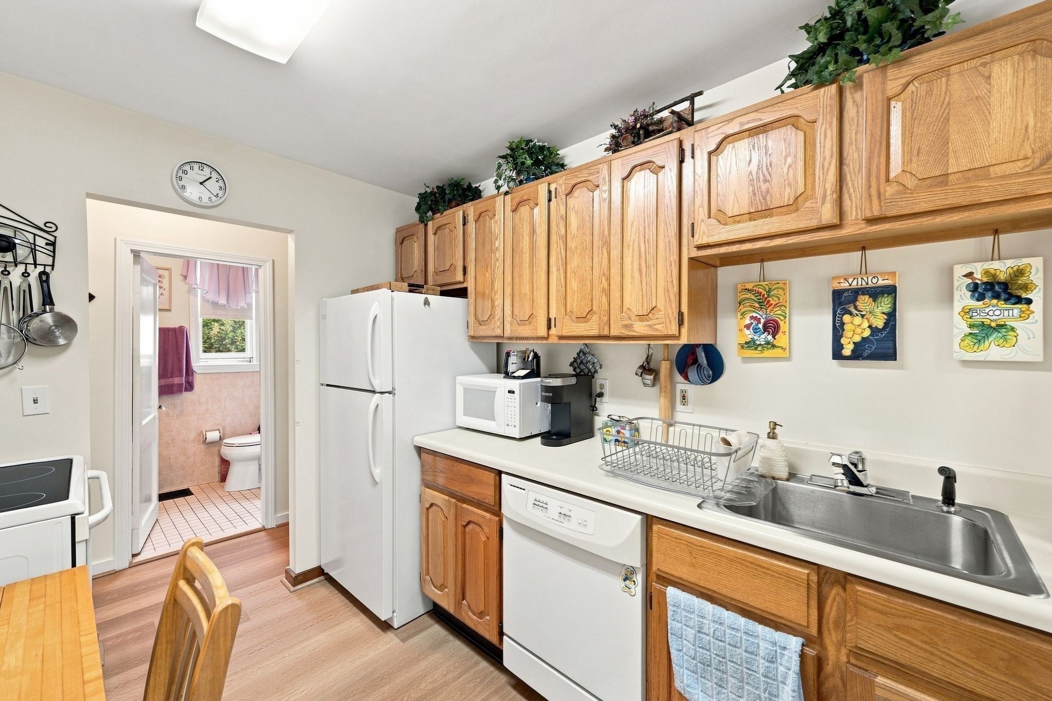 78 Oak St Wakefield, MA 01880