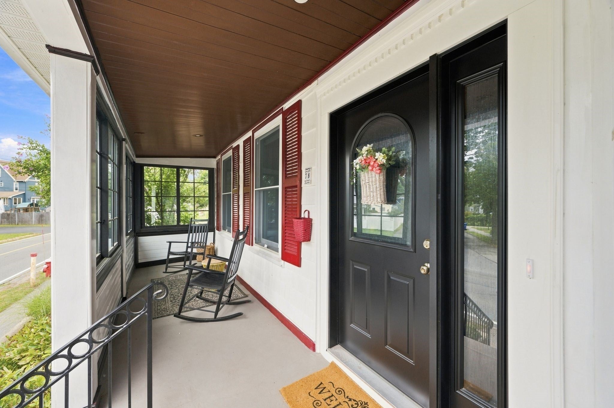 78 Oak St Wakefield, MA 01880