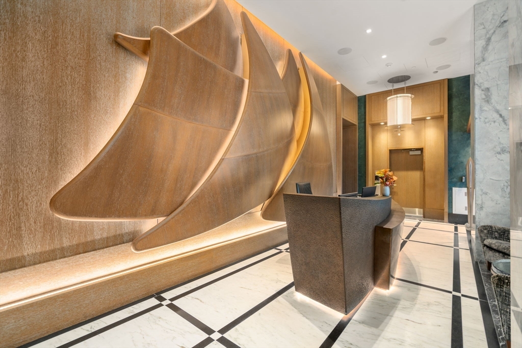 150 Seaport Blvd #8A Boston, MA 02210