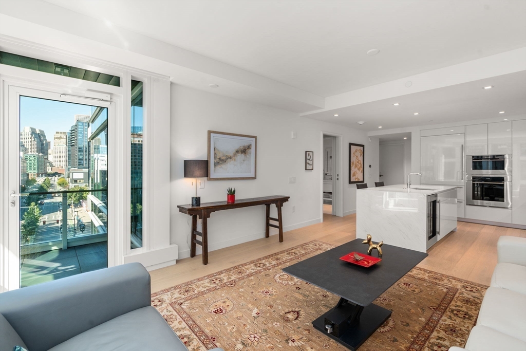 150 Seaport Blvd #8A Boston, MA 02210