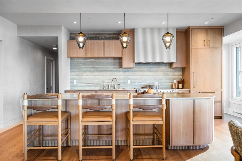 10 Rowes Wharf #1003 Boston, MA 02110