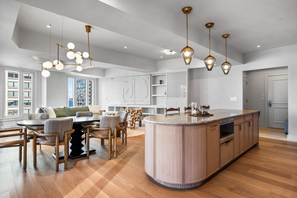 10 Rowes Wharf #1003 Boston, MA 02110