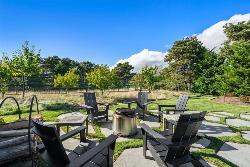 59 S Shr Rd 14th Tripp Dr Nantucket, MA 02554 59 S Shr Rd 14th Tripp Dr Nantucket, MA 02554