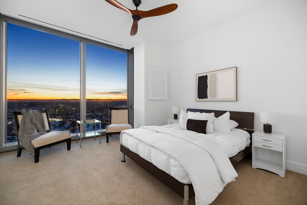 1 Dalton St #4205 Boston, MA 02115