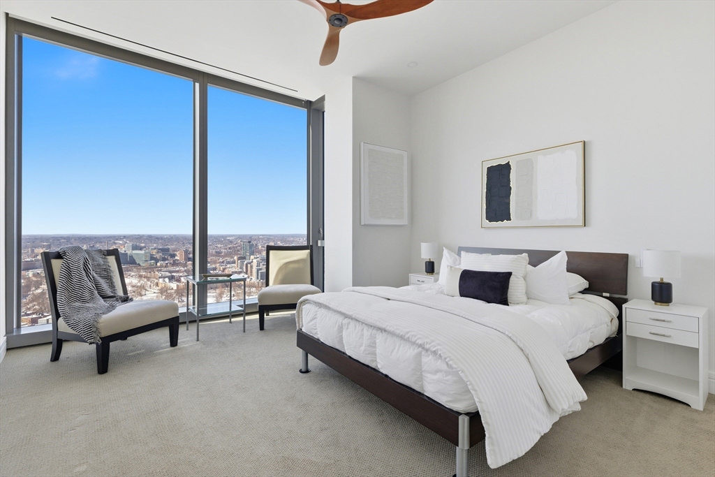 1 Dalton St #4205 Boston, MA 02115