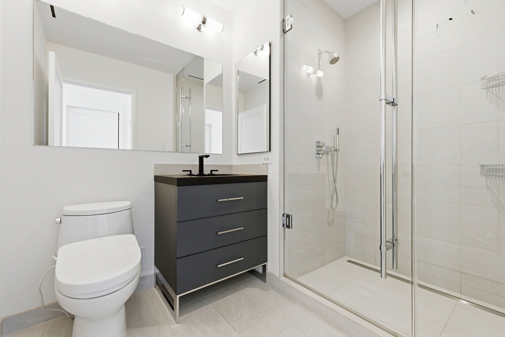 1 Dalton St #4205 Boston, MA 02115