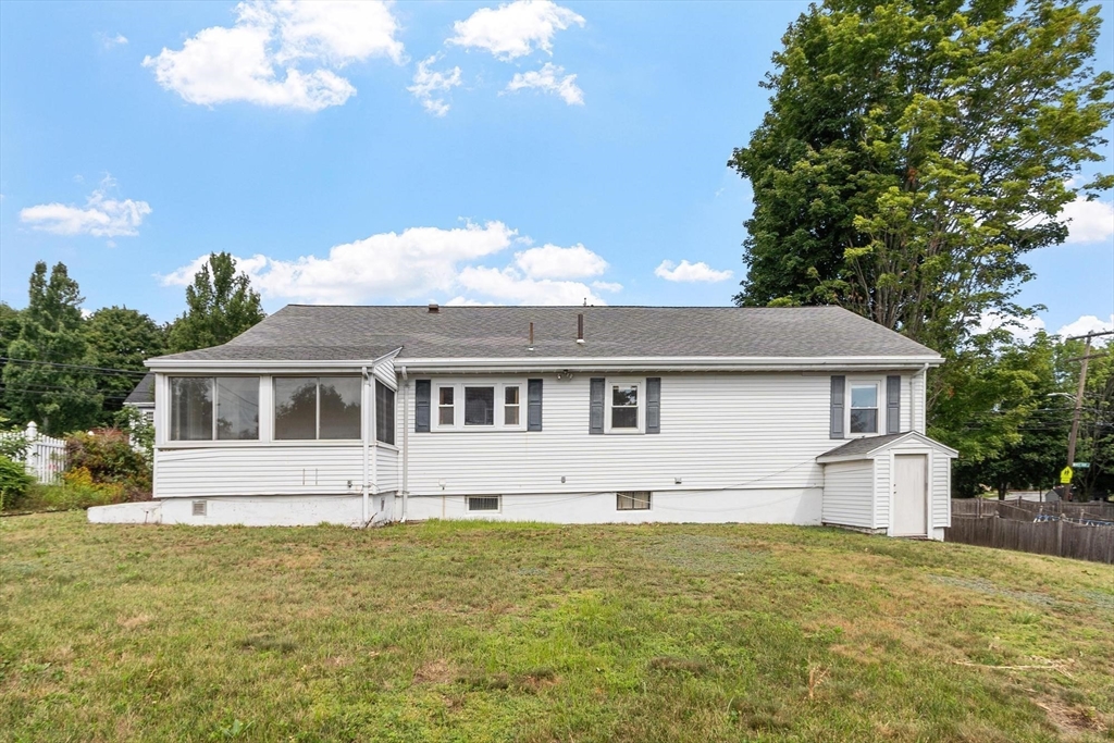 370 Albion St Wakefield, MA 01880