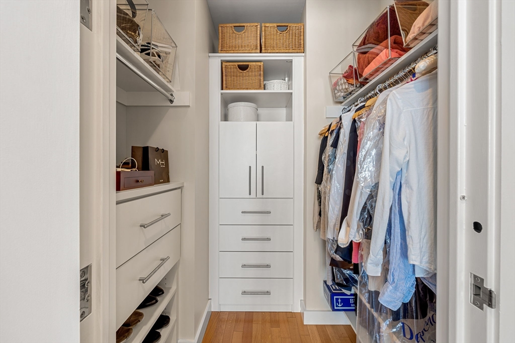 400 uart St #16J Boston, MA 02116