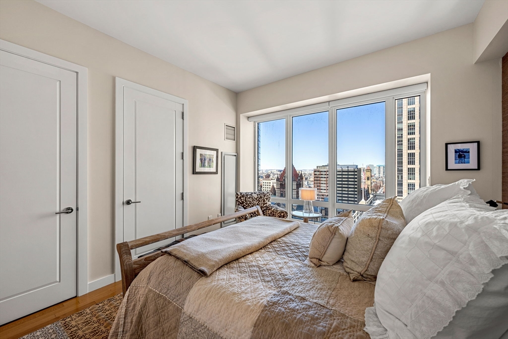 400 uart St #16J Boston, MA 02116