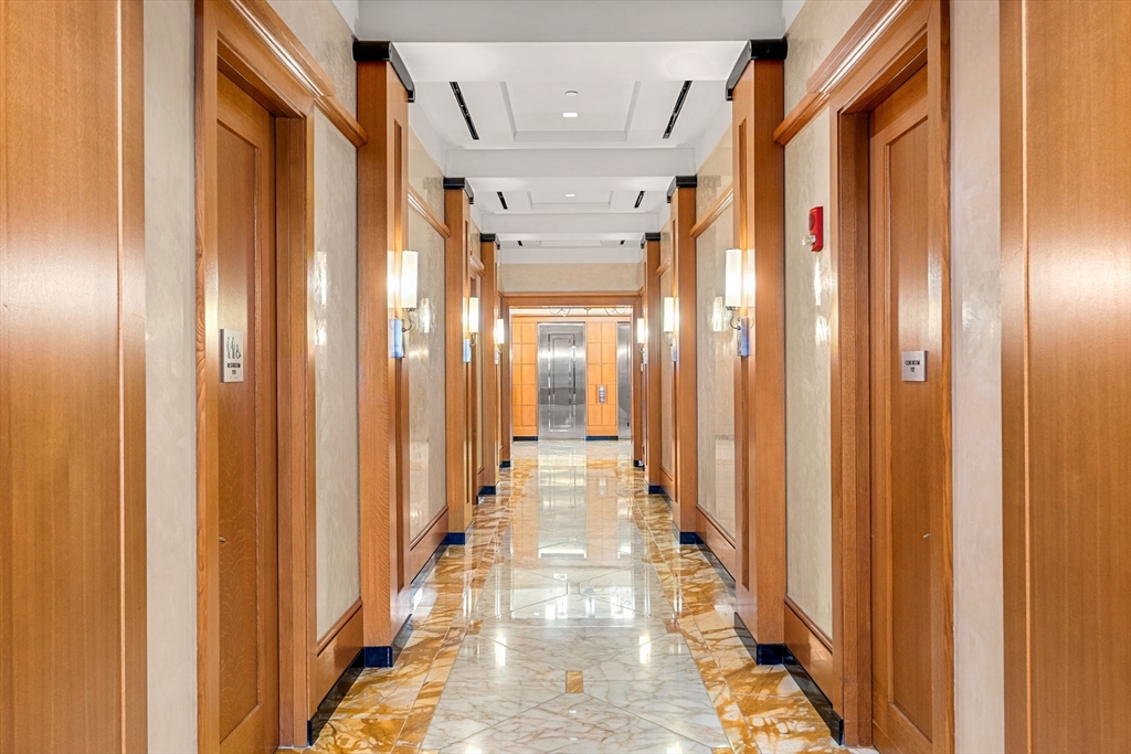 400 uart St #16J Boston, MA 02116