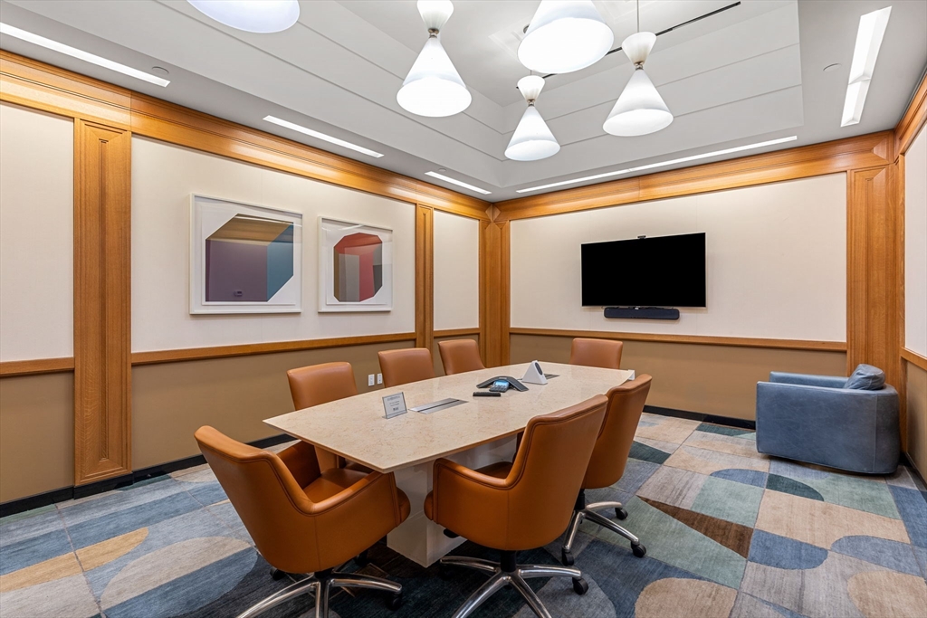 400 uart St #16J Boston, MA 02116