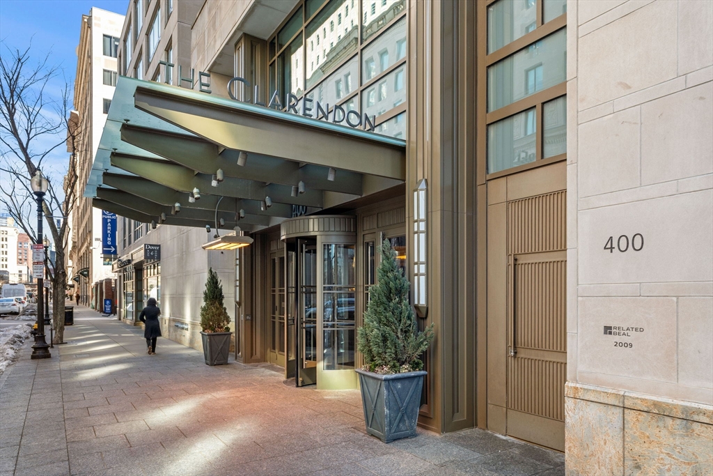 400 uart St #16J Boston, MA 02116