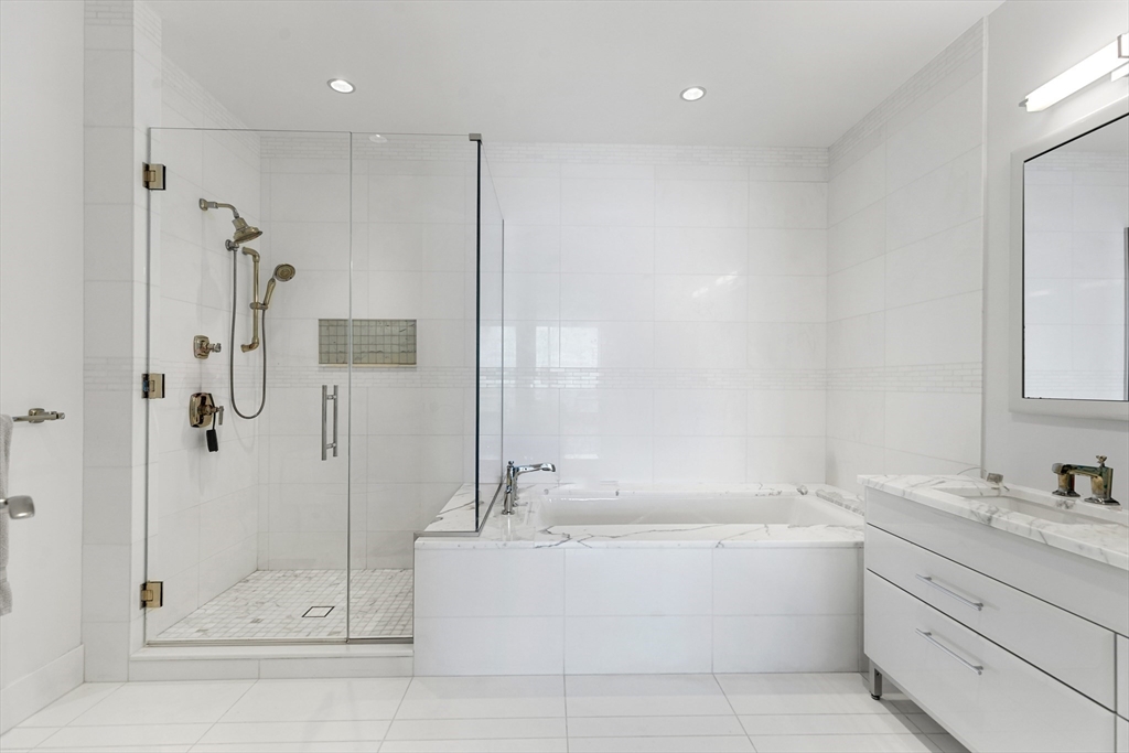 22 Liberty Dr #10D Boston, MA 02210