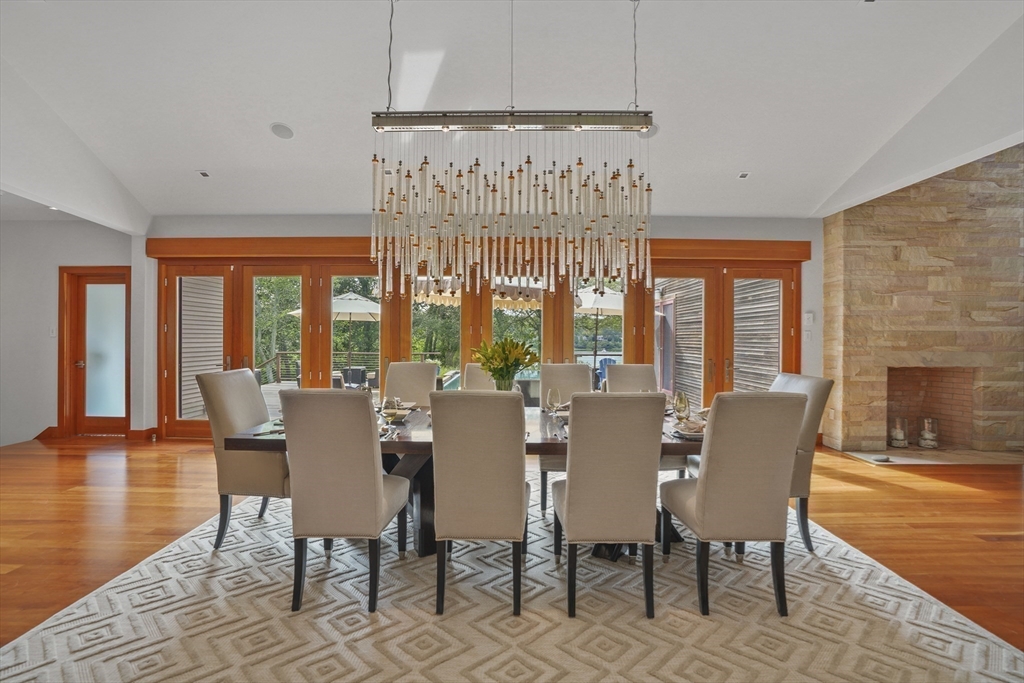 400 Barnes Rd Oak Bluffs, MA 02557 400 Barnes Rd Oak Bluffs, MA 02557