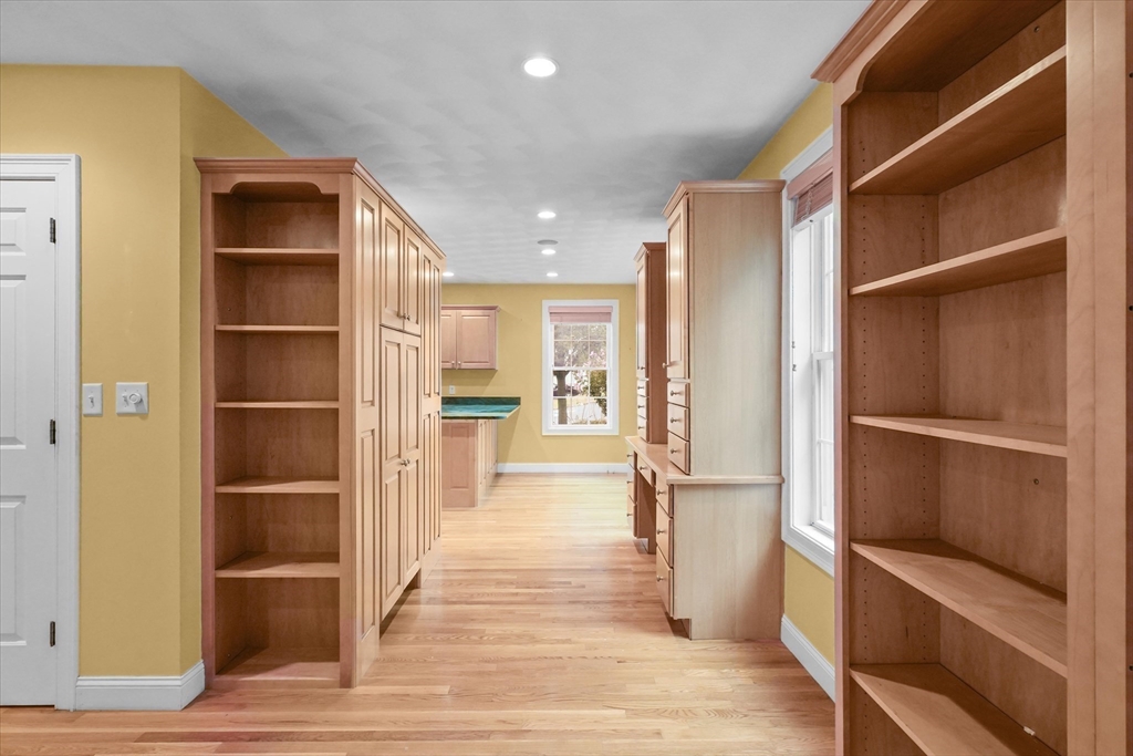 5 Bateman Ct #5 Wakefield, MA 01880 5 Bateman Ct #5 Wakefield, MA 01880