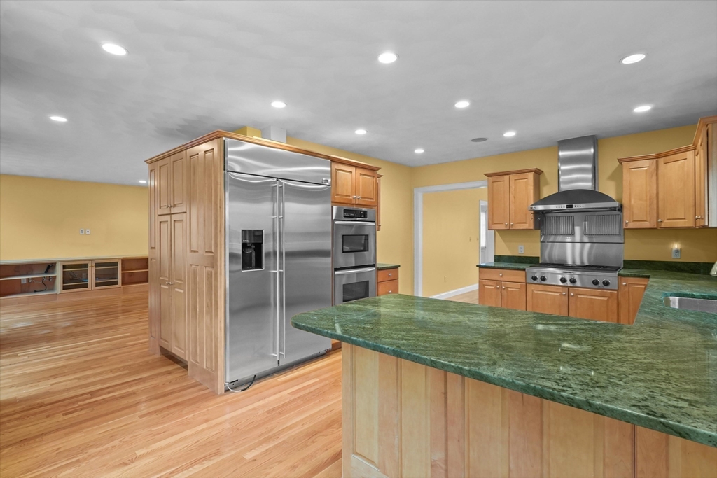 5 Bateman Ct #5 Wakefield, MA 01880 5 Bateman Ct #5 Wakefield, MA 01880