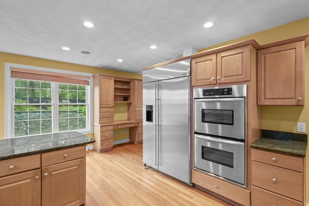 5 Bateman Ct #5 Wakefield, MA 01880 5 Bateman Ct #5 Wakefield, MA 01880