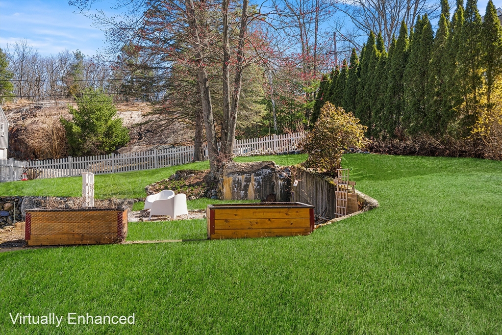 17 Vale Rd Wakefield, MA 01880