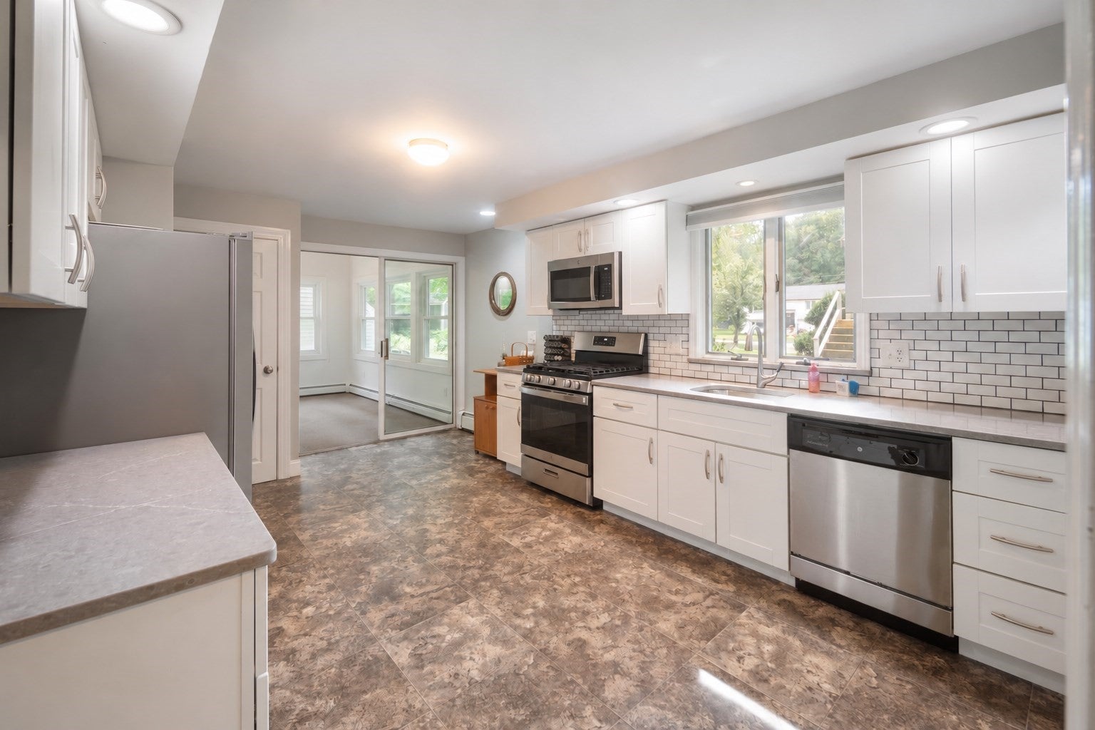 39 Montrose Ave Wakefield, MA 01880
