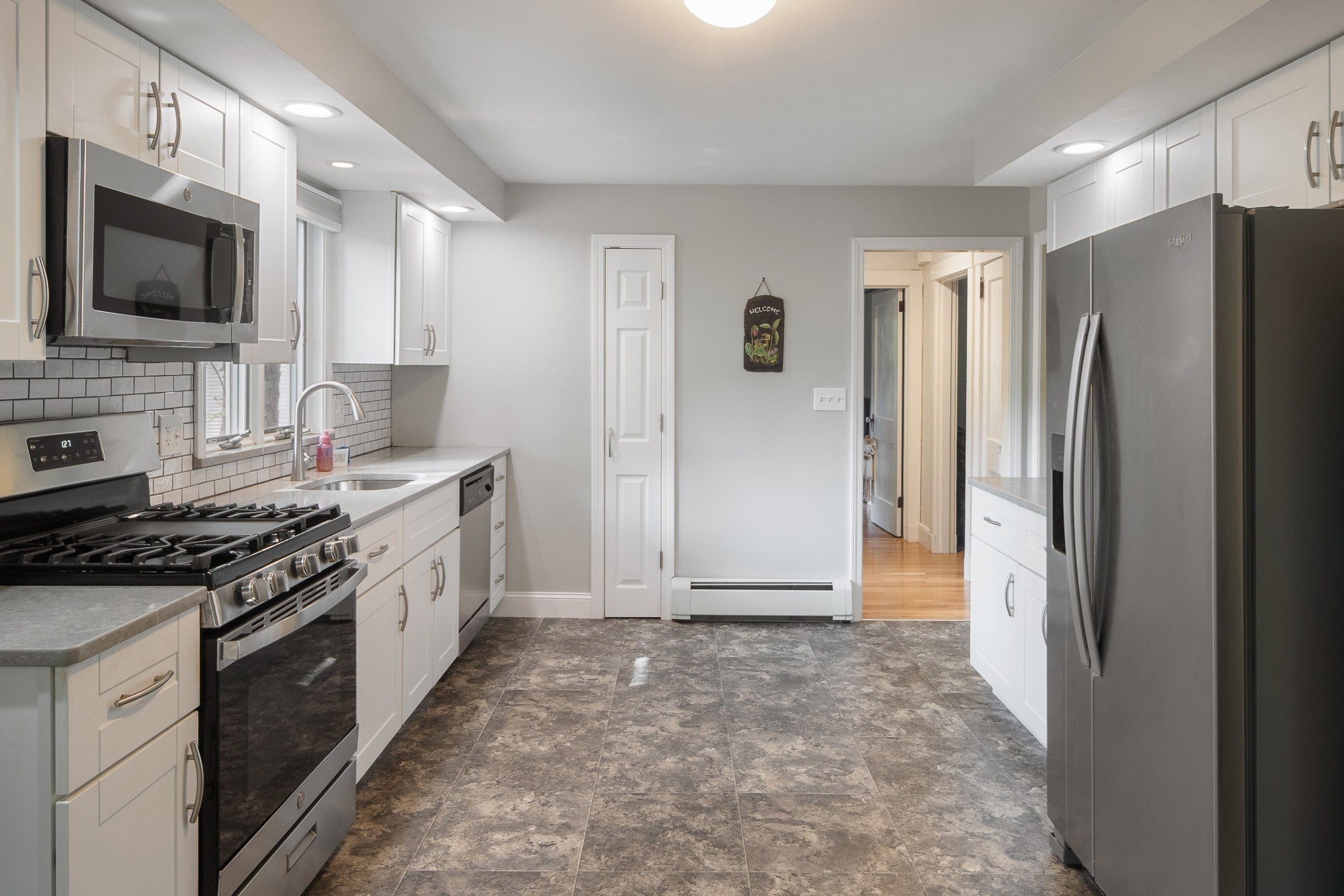 39 Montrose Ave Wakefield, MA 01880