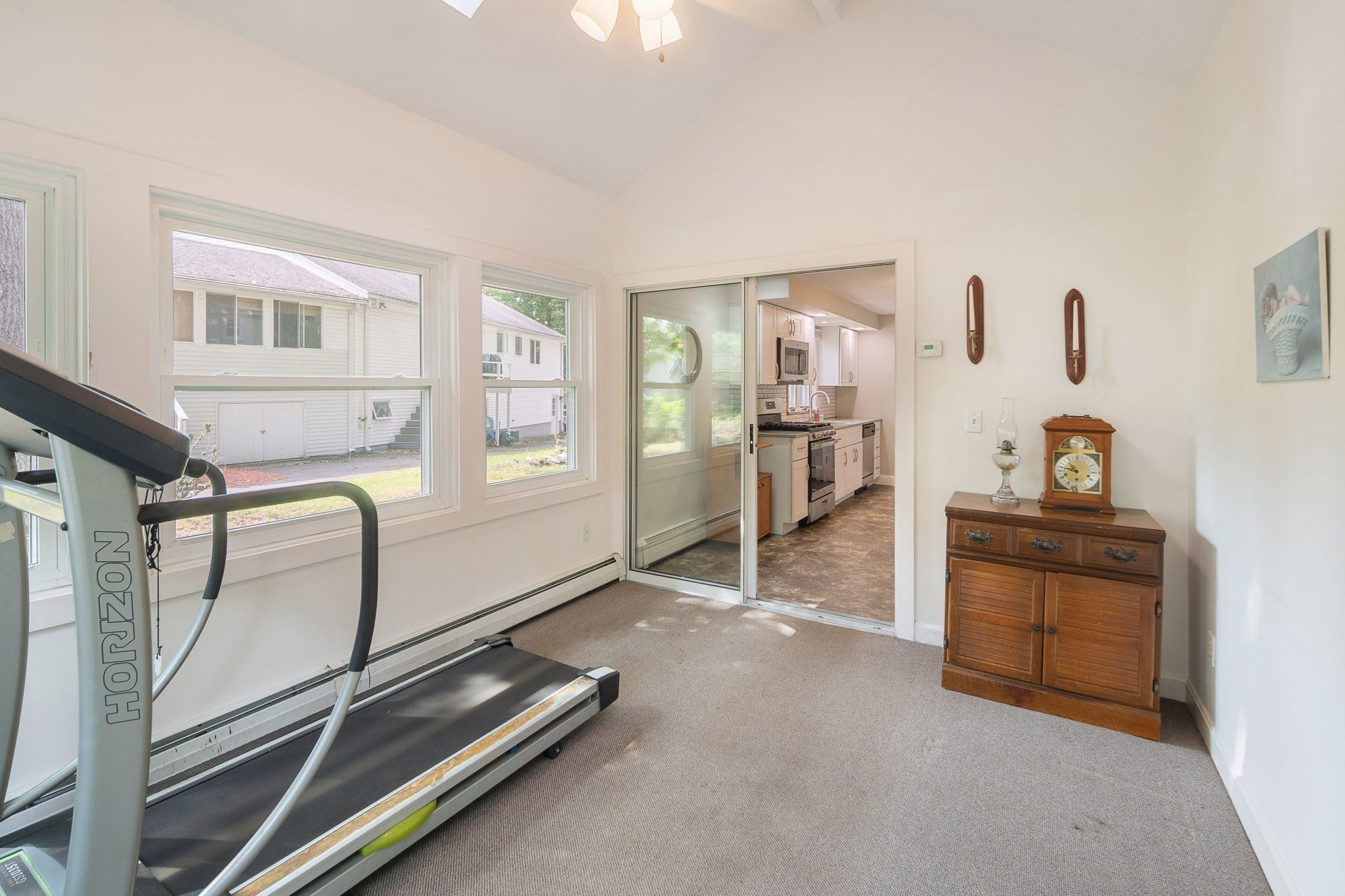 39 Montrose Ave Wakefield, MA 01880