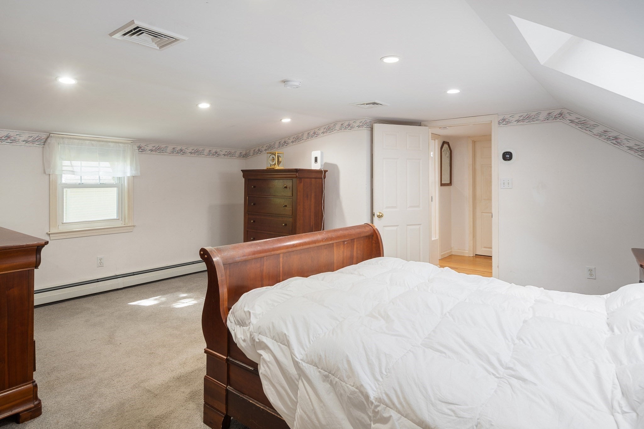 39 Montrose Ave Wakefield, MA 01880