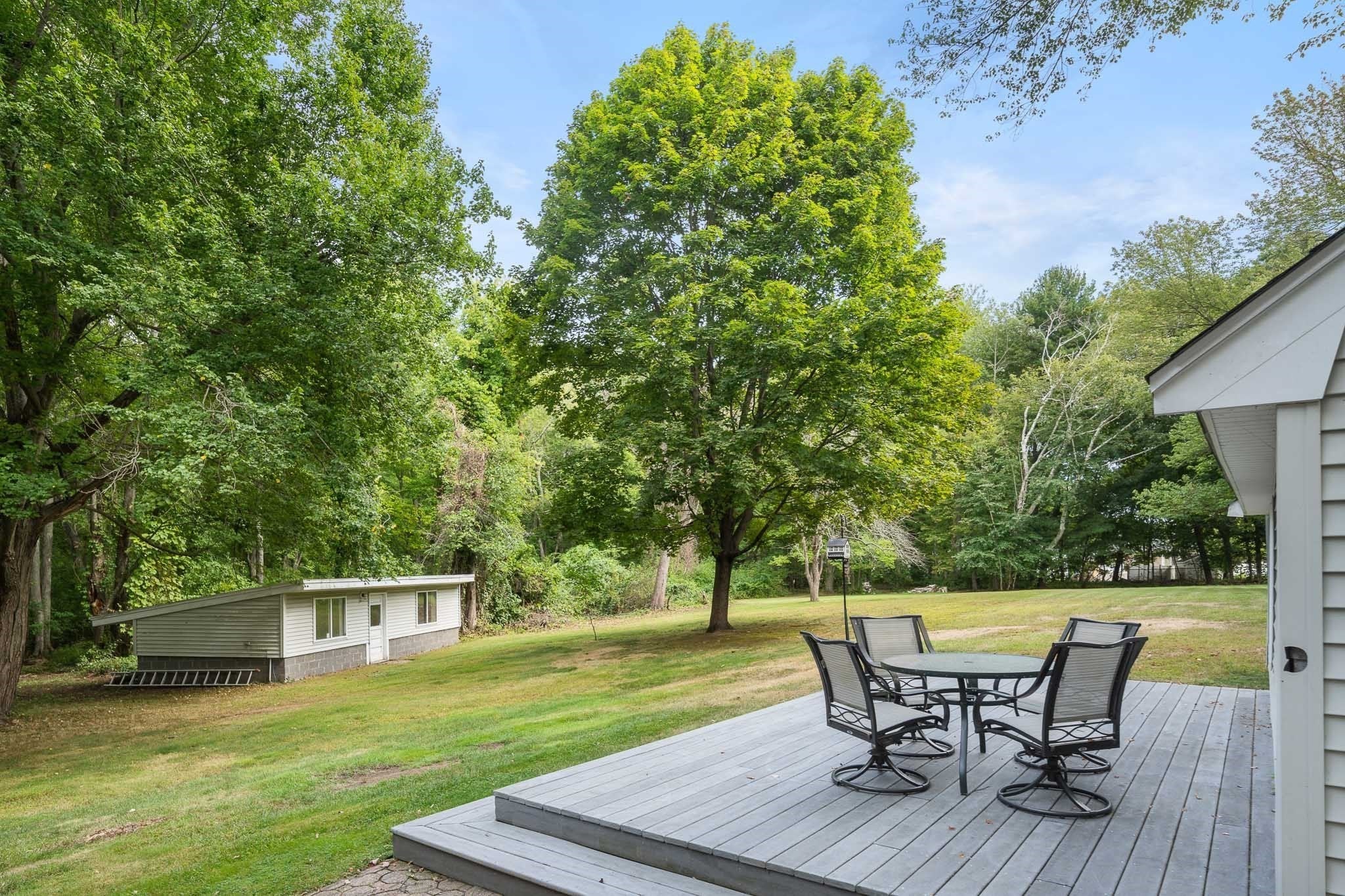 39 Montrose Ave Wakefield, MA 01880