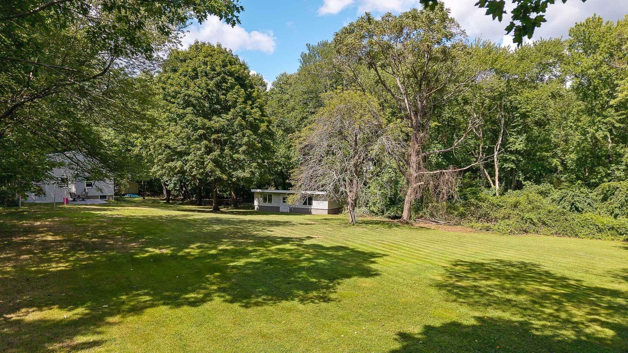 39 Montrose Ave Wakefield, MA 01880