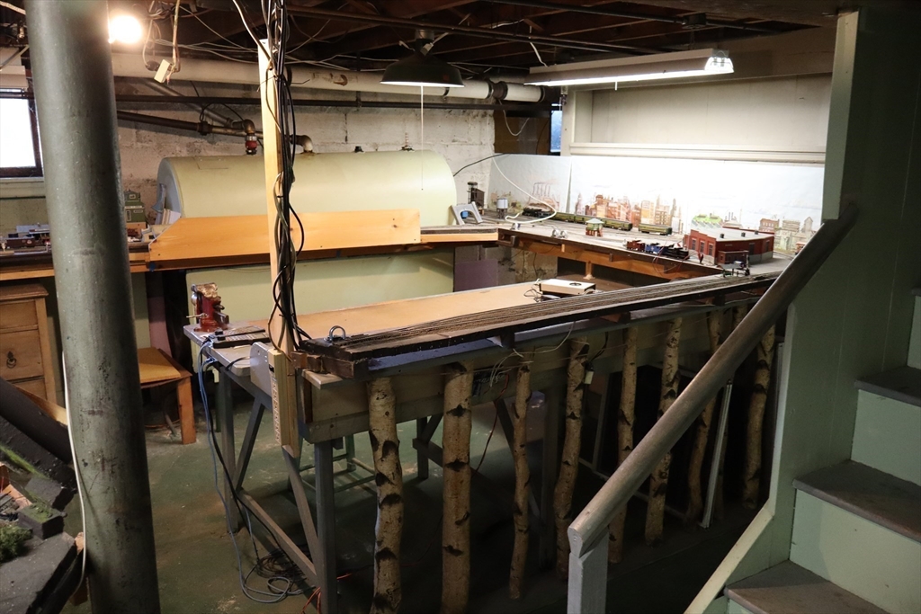 18 Crosby Rd Wakefield, MA 01880 18 Crosby Rd Wakefield, MA 01880