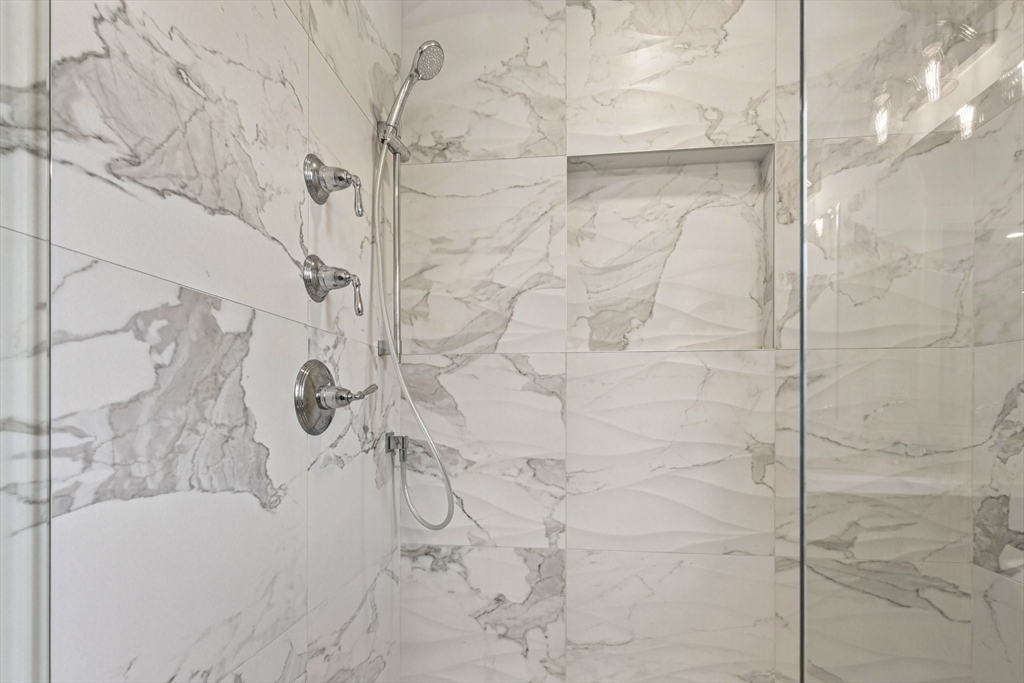 3 Hickory Hl #1 Wakefield, MA 01880