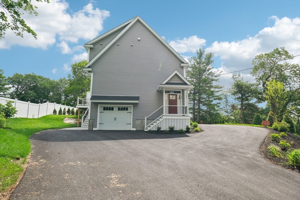 3 Hickory Hl #1 Wakefield, MA 01880