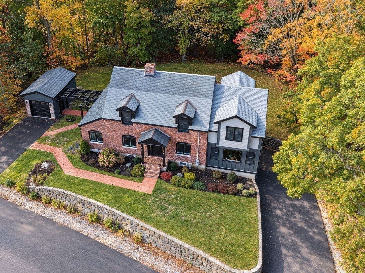 6 Lovis Ave Wakefield, MA 01880