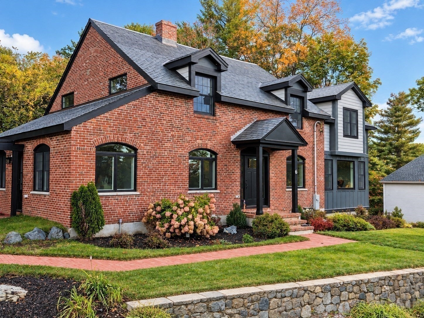 6 Lovis Ave Wakefield, MA 01880