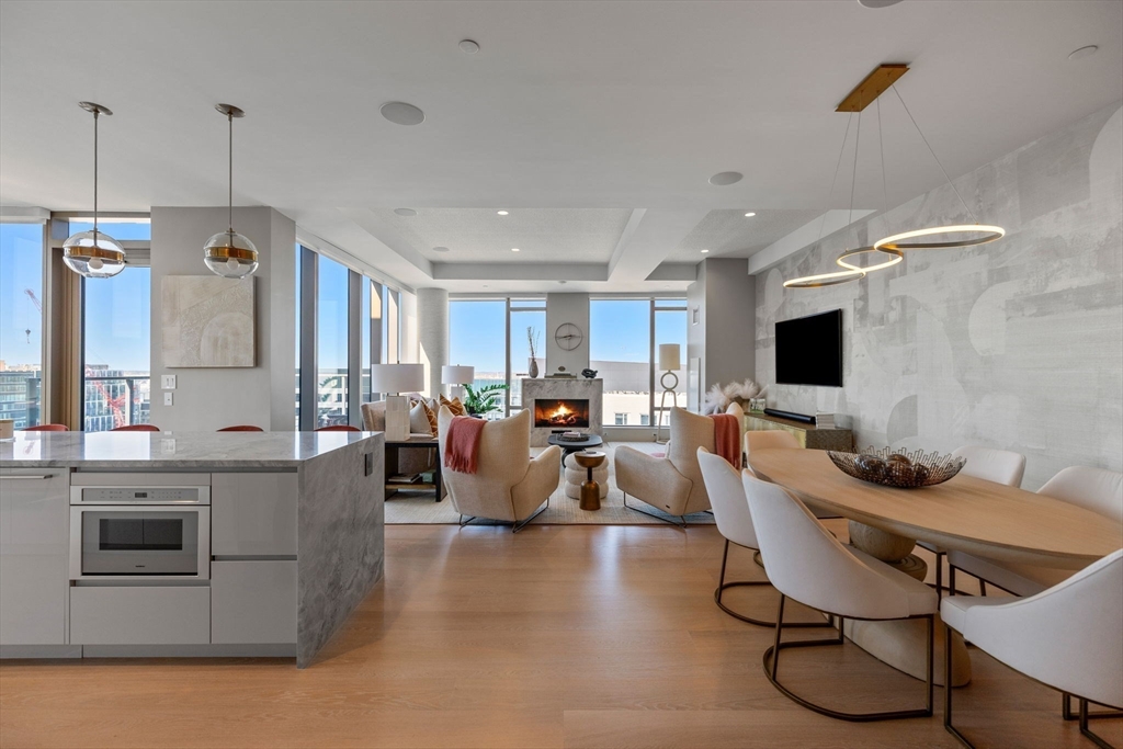 133 Seaport Blvd #PH3A