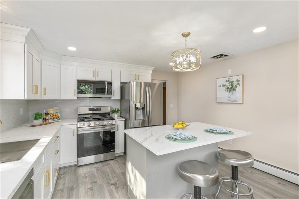 270 Lowell St Wakefield, MA 01880 270 Lowell St Wakefield, MA 01880