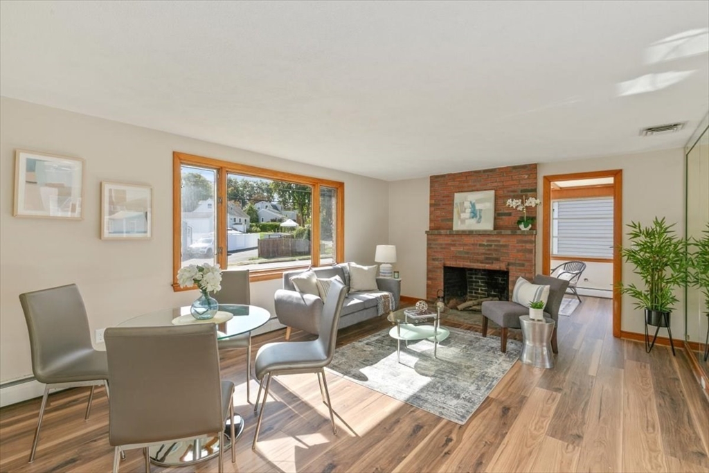 270 Lowell St Wakefield, MA 01880 270 Lowell St Wakefield, MA 01880